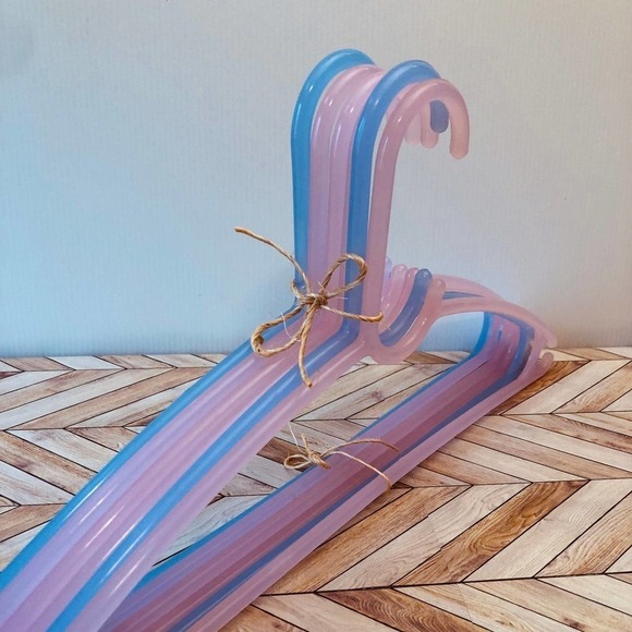 Translucent Pale Pink/Blue Plastic Hangers - Picture 7 of 9